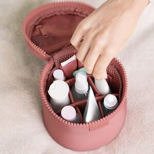Dagne Dover Mila Toiletry Cosmetic Bag NWOT - Size Small